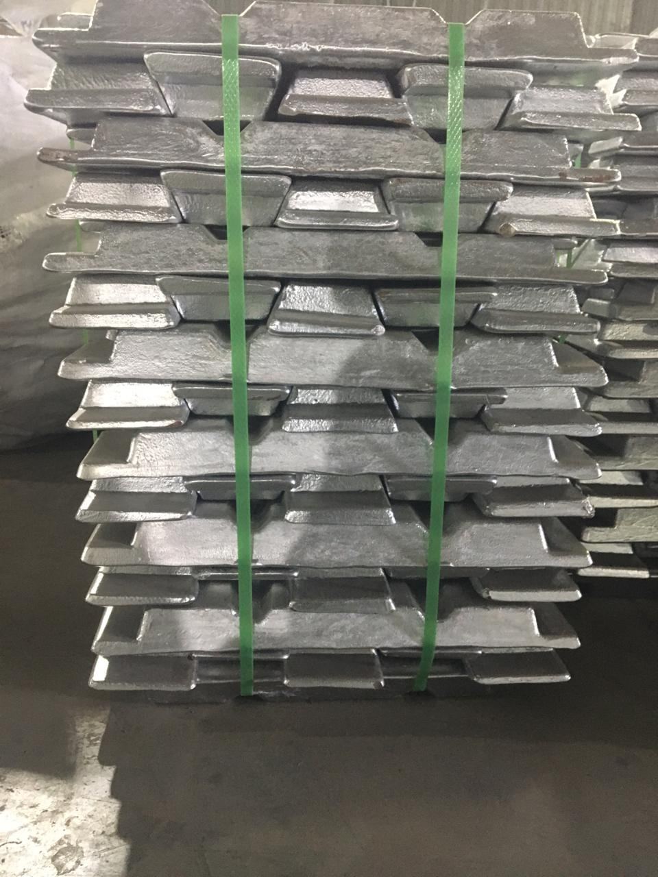 Aluminium ingots strapped for shipment