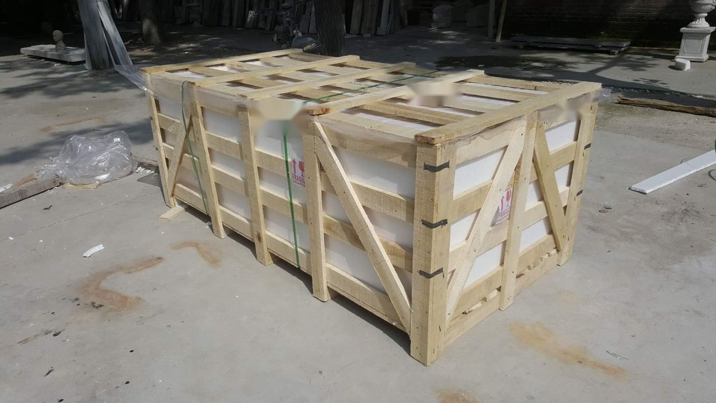 Export packing in a wooden crate